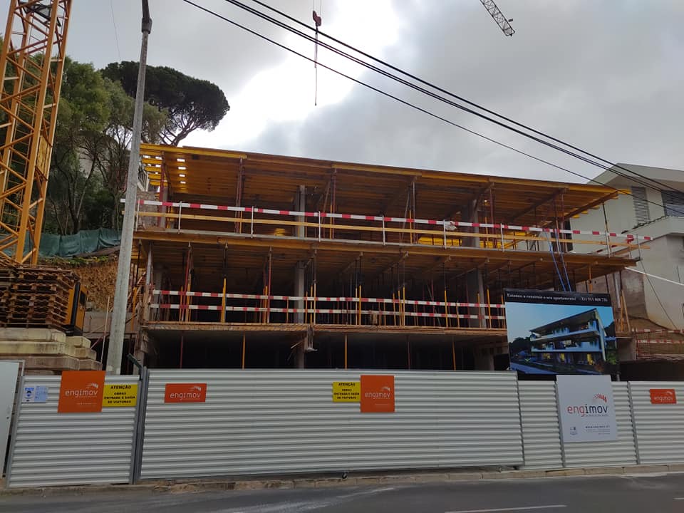 Veículo Ferrosil em obra